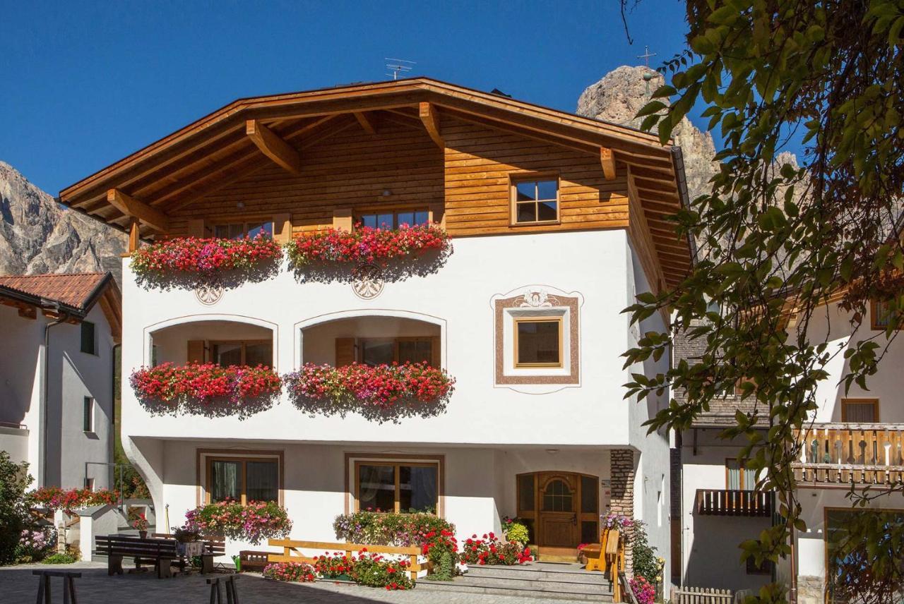 Garni Gran Pre Bed and Breakfast Corvara In Badia Eksteriør billede