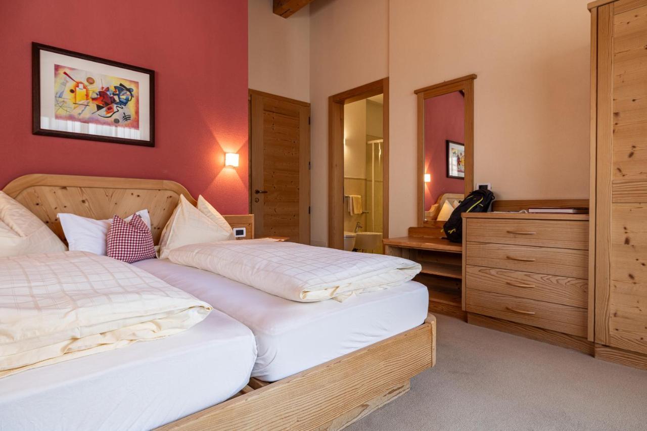 Garni Gran Pre Bed and Breakfast Corvara In Badia Eksteriør billede
