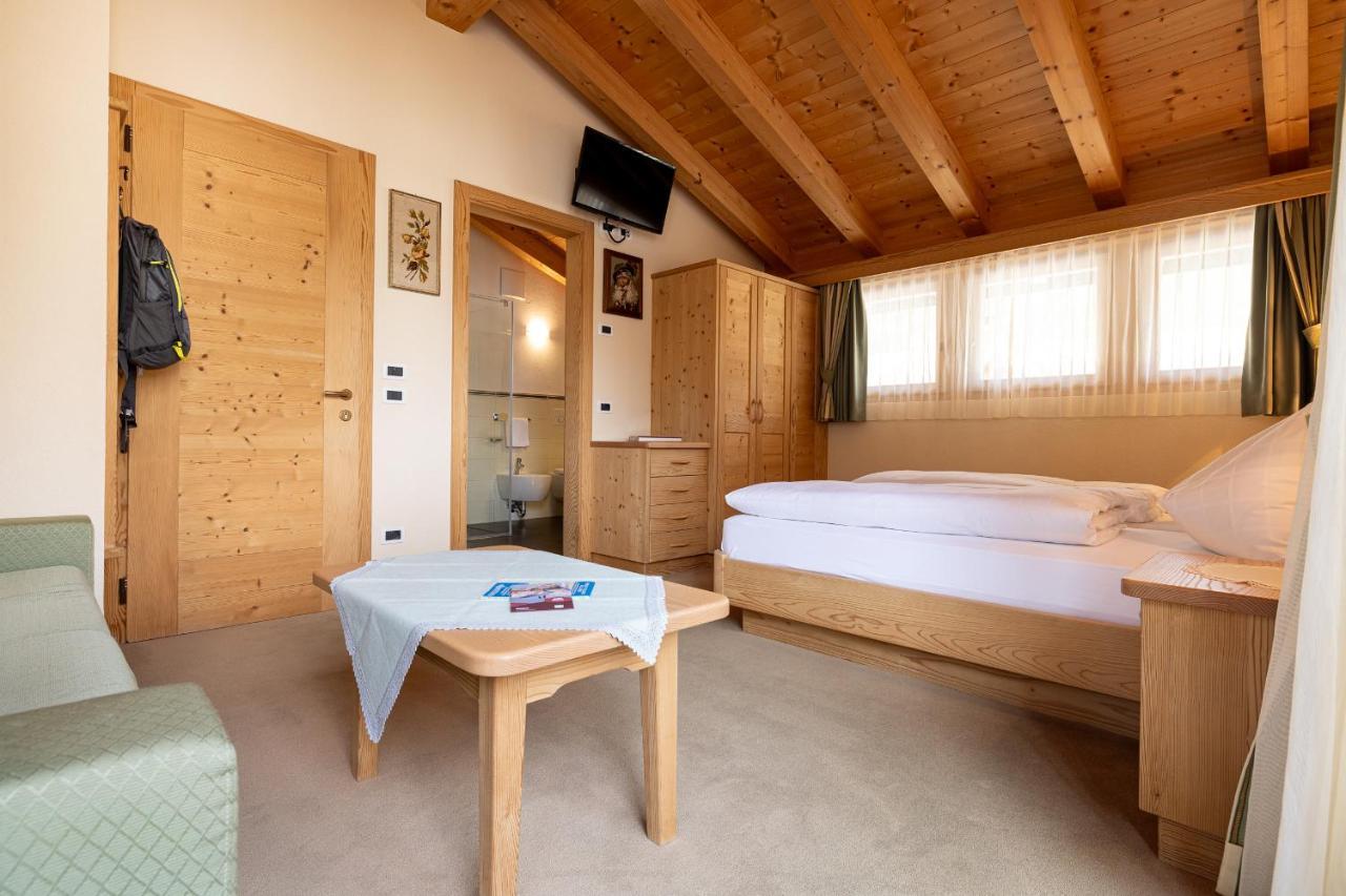Garni Gran Pre Bed and Breakfast Corvara In Badia Eksteriør billede